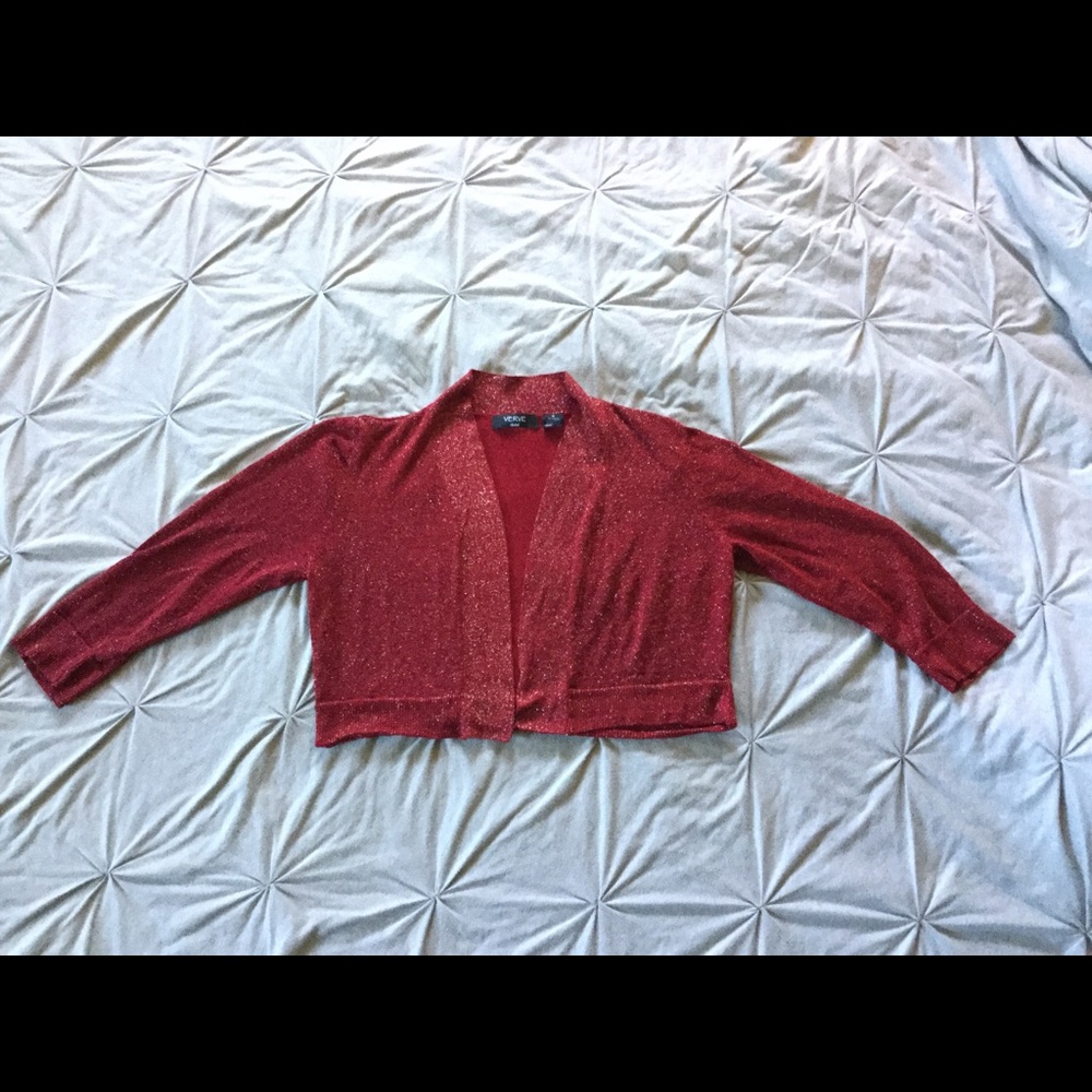 Verve Ami Medium Swiss Red Sparkle Shrug